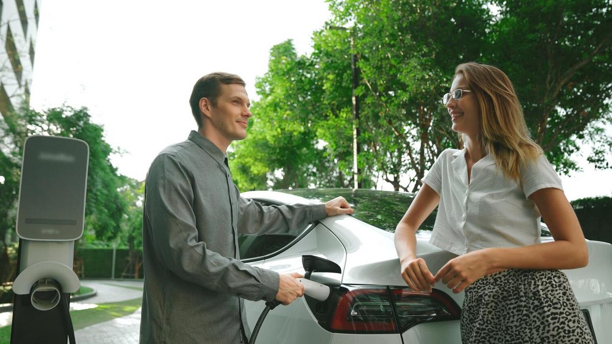 Exploring the Government Incentives for EV Buyers